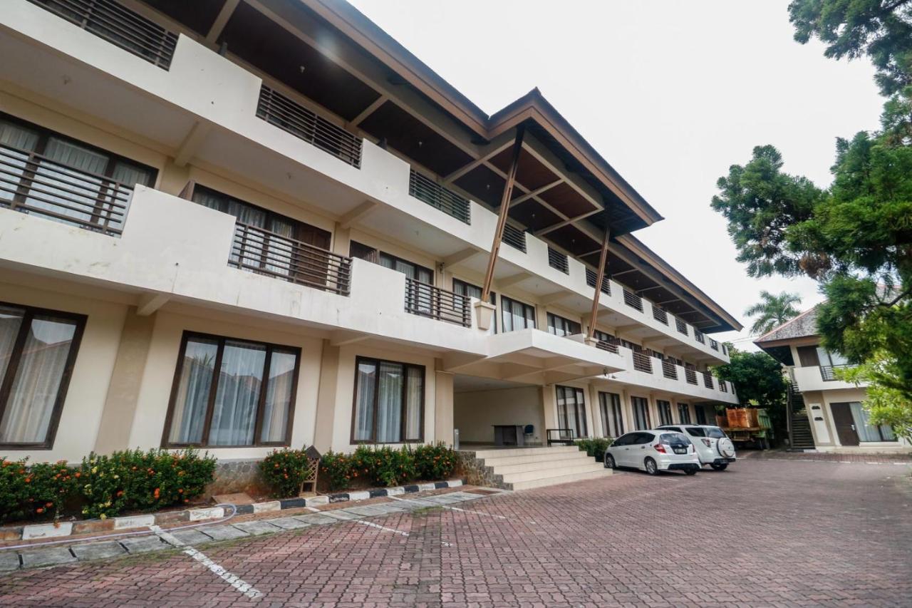 Reddoorz Premium @ Bukit Damai Indah Hotell Balikpapan  Eksteriør bilde