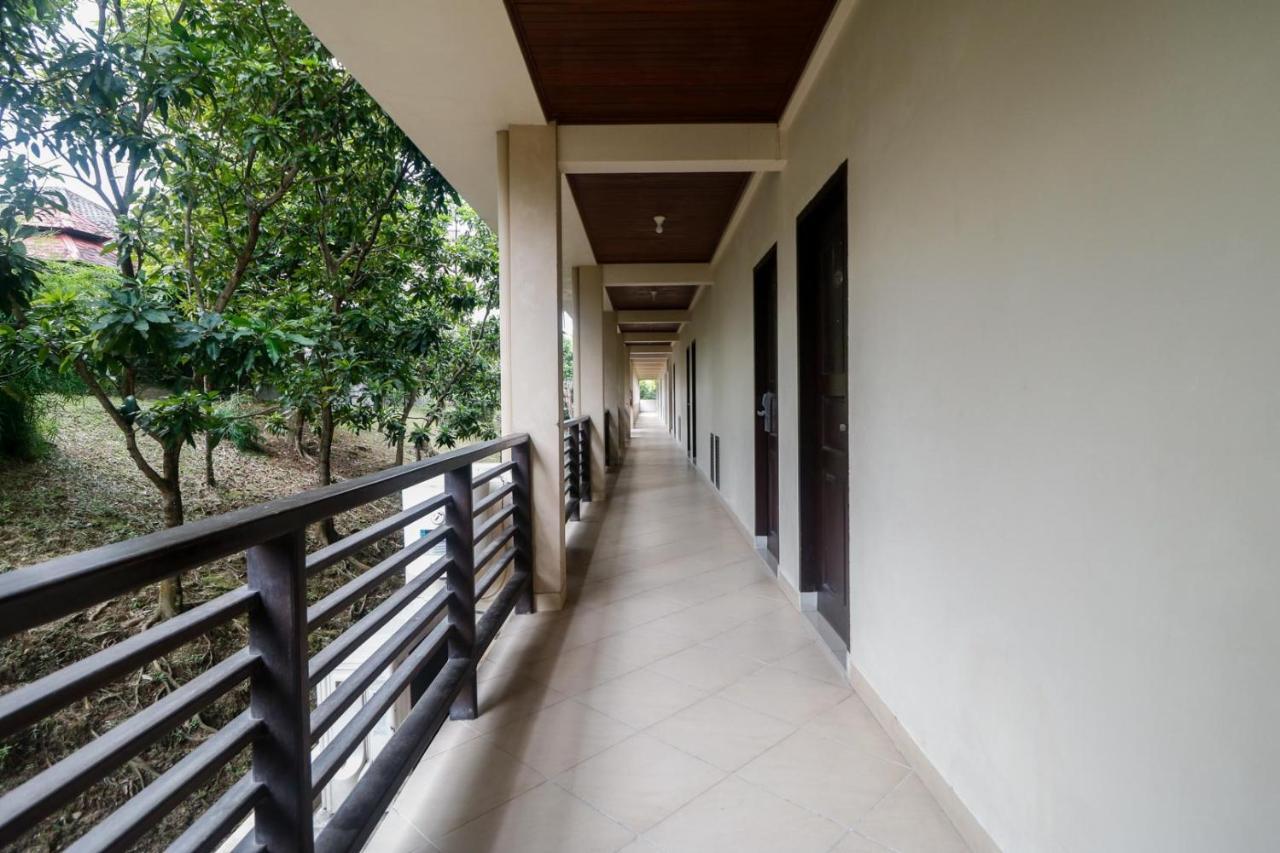 Reddoorz Premium @ Bukit Damai Indah Hotell Balikpapan  Eksteriør bilde